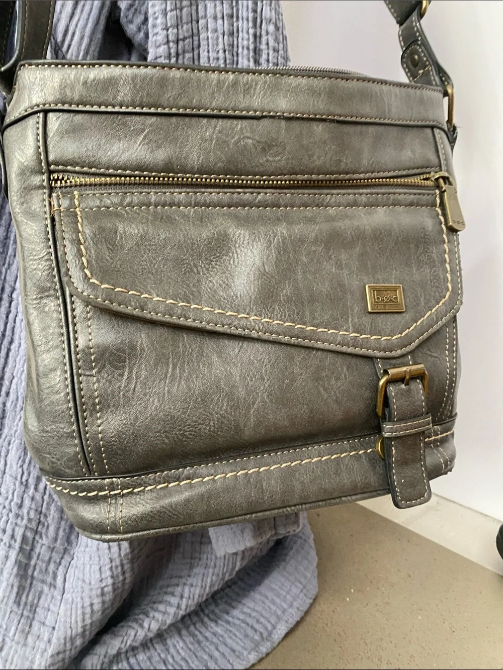 Gray Faux-Leather Messenger Bag with Adjustable Strap like new